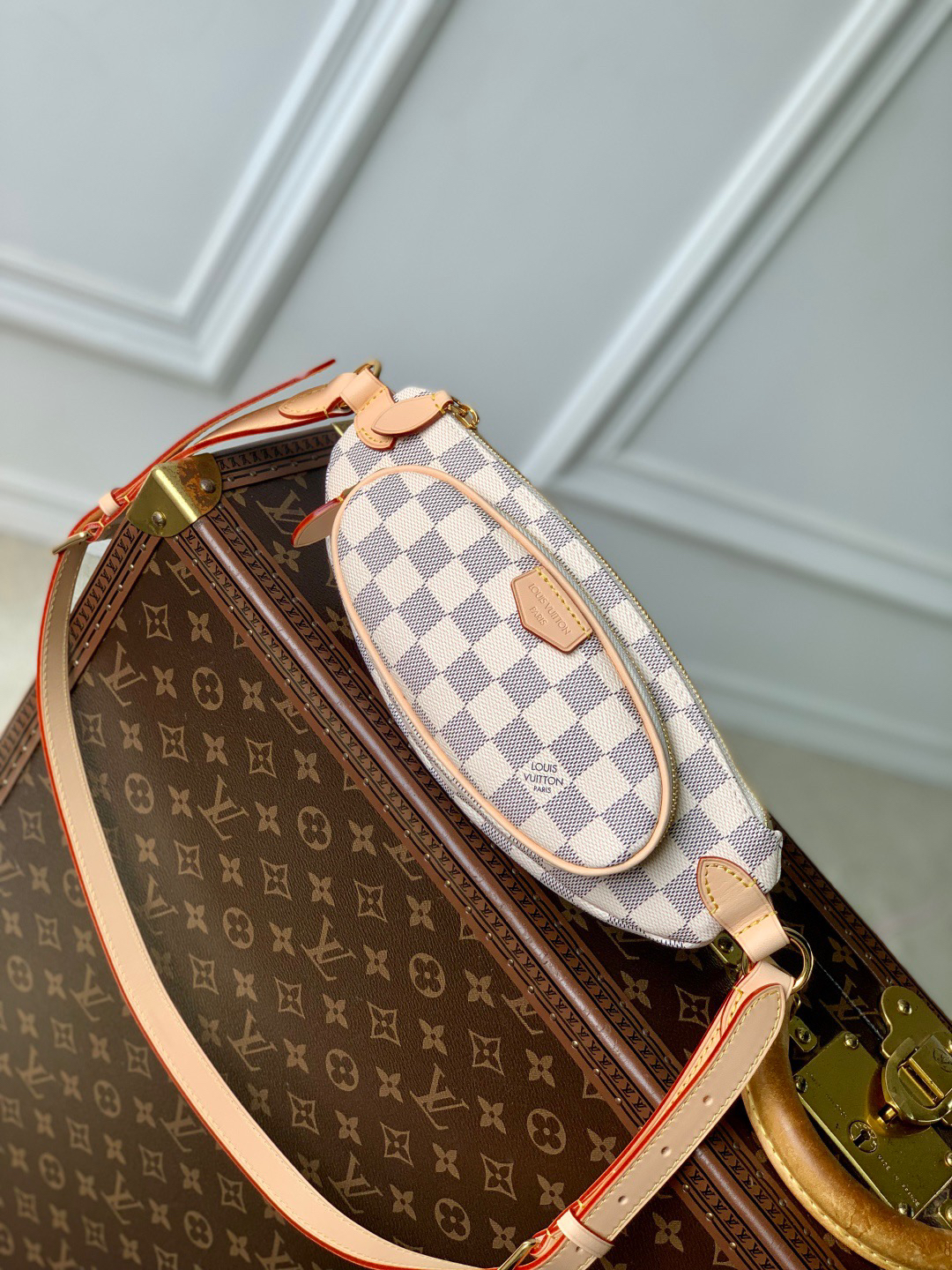 Louis Vuitton Damier Azur Belt Bag N00230