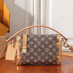 Louis Vuitton Side Trunk Medium Handbag in Monogram Canvas