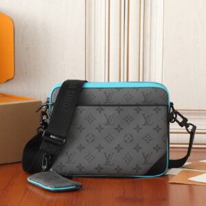 Louis Vuitton Trio Messenger Bag M11648