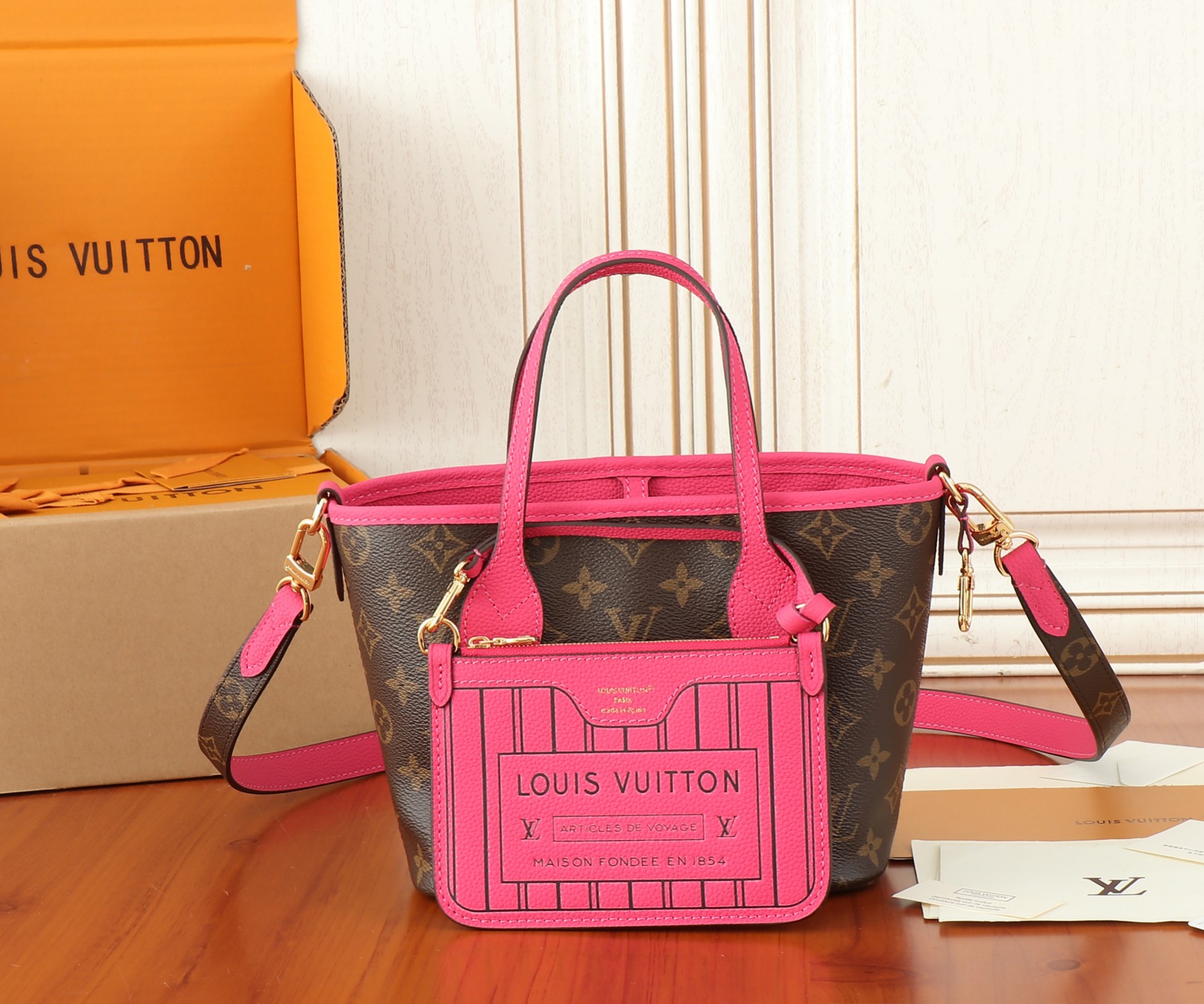 Louis Vuitton Neverfull Bandouliere Inside Out BB Handbag