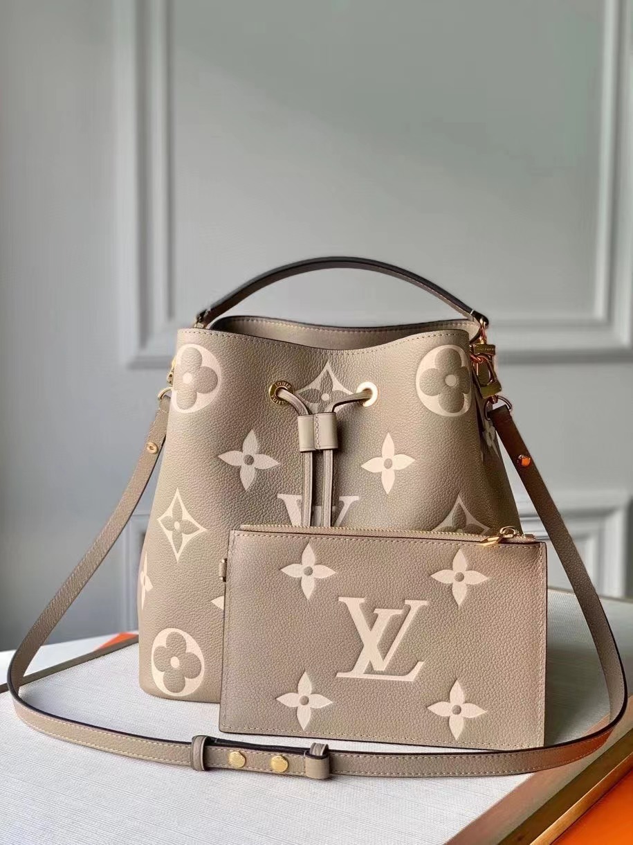 Louis Vuitton NeoNoe Medium Bucket Bag