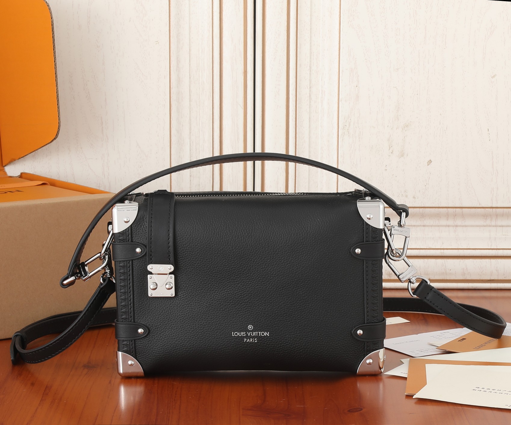 Side Trunk Medium Handbag