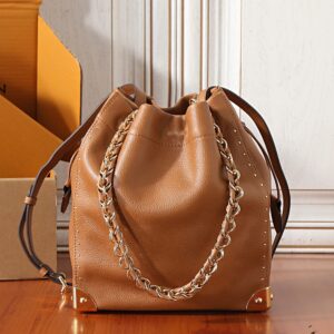 Noé Trunk Leather Bucket Shoulder Bag