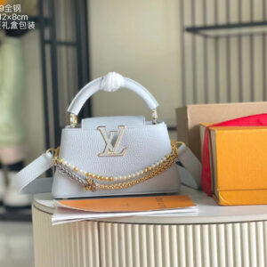Louis Vuitton Capucines BB Handbag