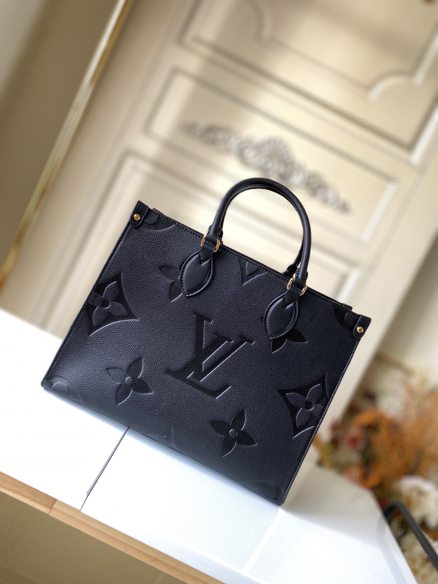 Louis Vuitton Onthego Small Tote Bag M45595 in Black Monogram