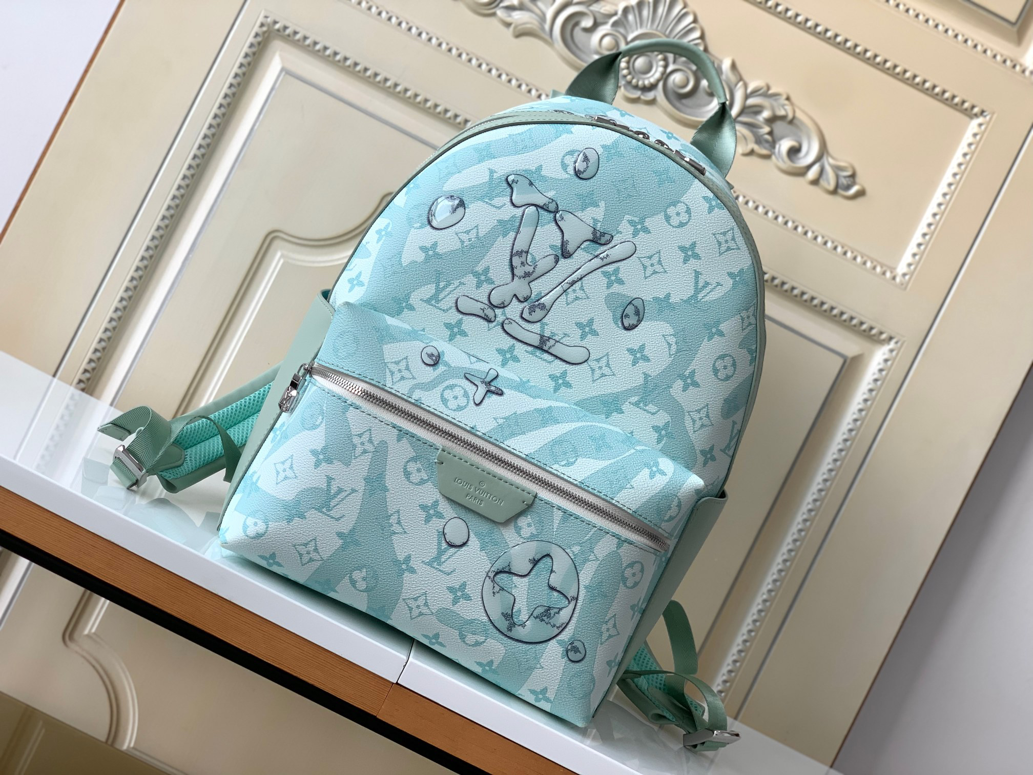 Louis Vuitton Discovery Backpack M22519 in Green
