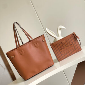 Louis Vuitton Neverfull MM Tote Bag in Damier Azur Canvas