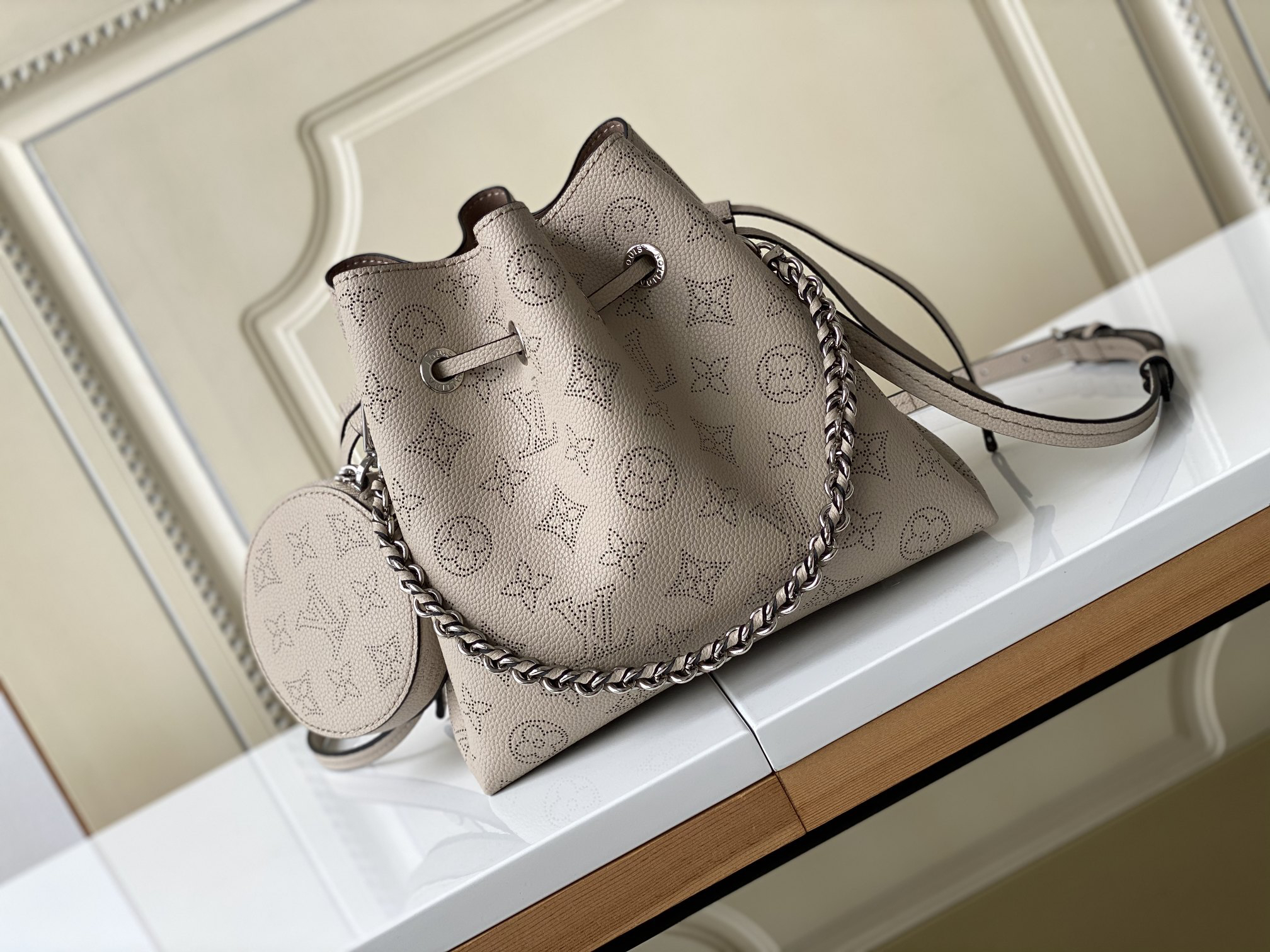 Bella Bucket Bag M57068 in Pink