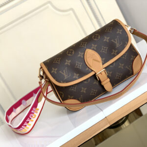 Louis Vuitton Diane Bag M45985