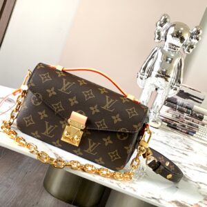 Pochette Métis East West Crossbody Bag