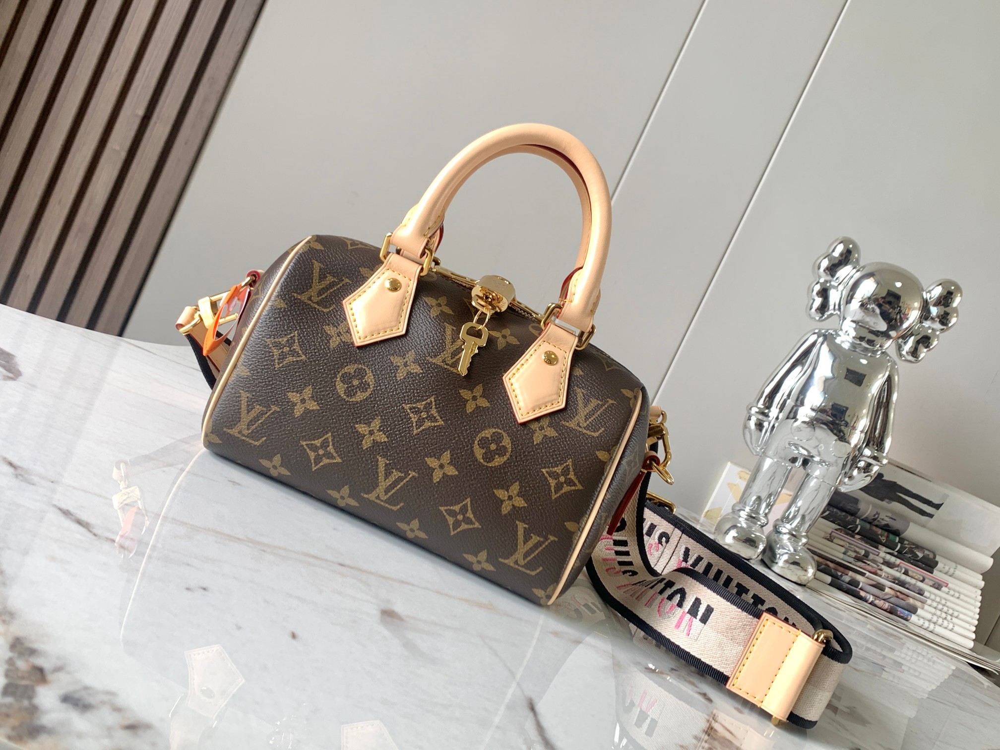 Speedy Bandoulière 20 Crossbody Bag
