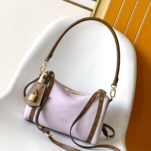 M27275 Monogram Cowhide Leather Crossbody Bag