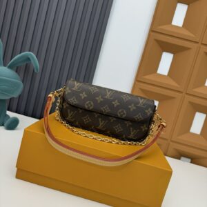 Wallet On Chain Monogram Crossbody Bag