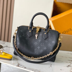 Louis Vuitton Speedy Bandoulière 25 Leather Crossbody Bag