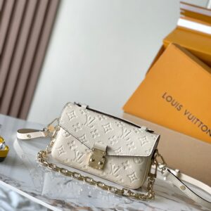 Louis Vuitton Pochette Métis East West Crossbody Bag