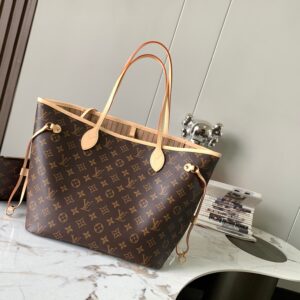 Louis Vuitton Neverfull MM Handbag