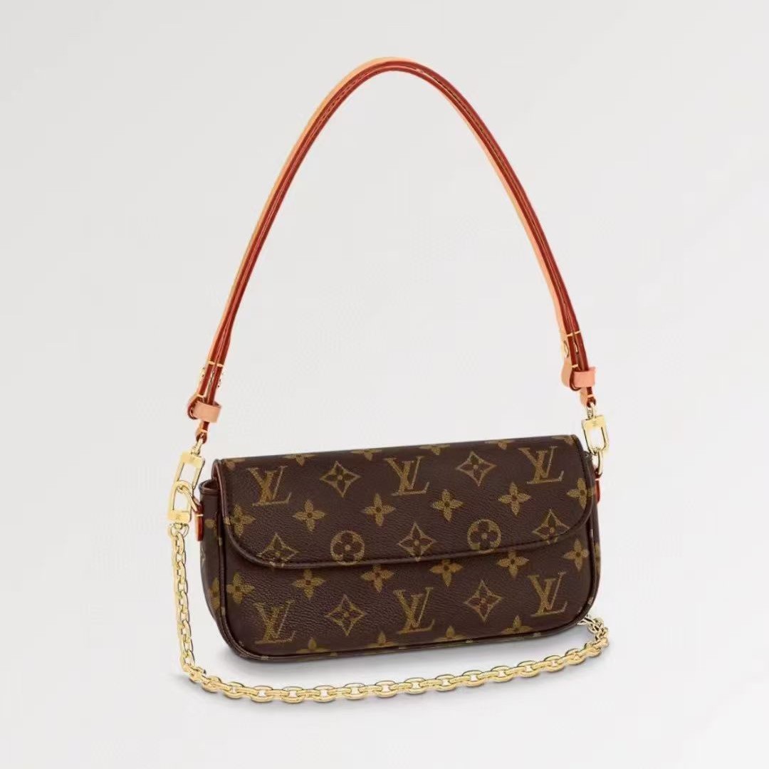 Wallet on Chain Ivy Handbag M81911