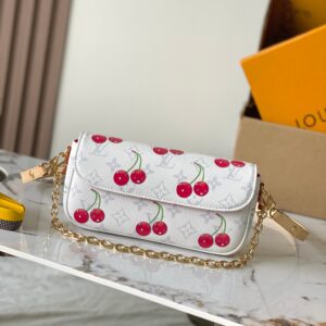 Wallet On Chain Ivy Crossbody Bag