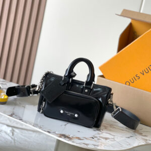 Louis Vuitton Keepall Cargo Bandoulière 25 Crossbody Bag