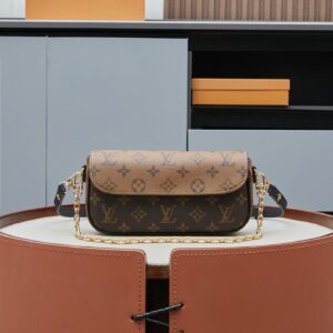 Louis Vuitton Wallet On Chain Ivy Monogram Canvas Crossbody Bag