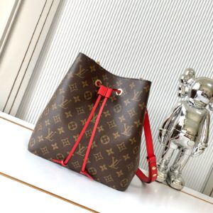 Louis Vuitton NéoNoé Monogram Shoulder Bag