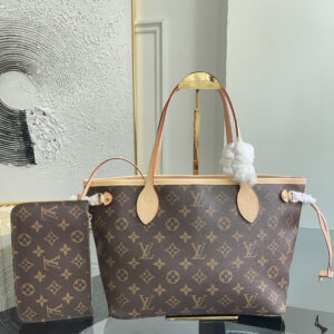 Louis Vuitton Neverfull Small Tote Bag in Damier Ebene Canvas