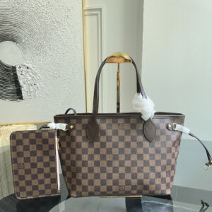 Louis Vuitton Neverfull Small Tote Bag in Damier Ebene Canvas