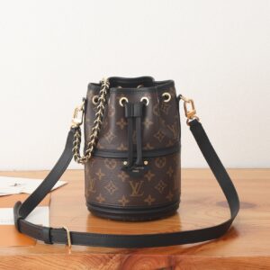 Louis Vuitton Canoé Monogram Canvas Handbag