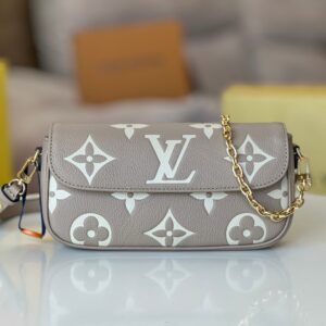 Wallet on Chain Ivy Shoulder Bag – Monogram Empreinte Leather, M82154
