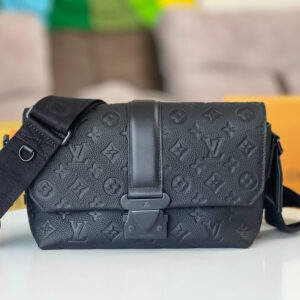 Louis Vuitton S-Cape Messenger Bag M23741