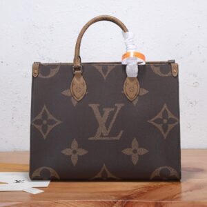 Louis Vuitton Onthego Medium Tote Bag