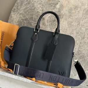 Louis Vuitton Aerogram M21440 Leather Briefcase