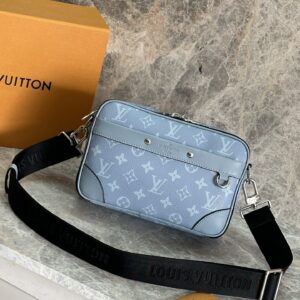 Louis Vuitton Alpha Messenger Bag M14073 Light Blue