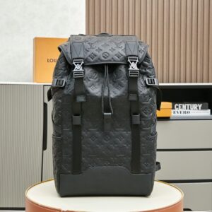 Louis Vuitton Getaway M24776 Leather Shoulder Bag