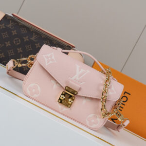 Louis Vuitton Pochette Métis East West Shoulder Bag
