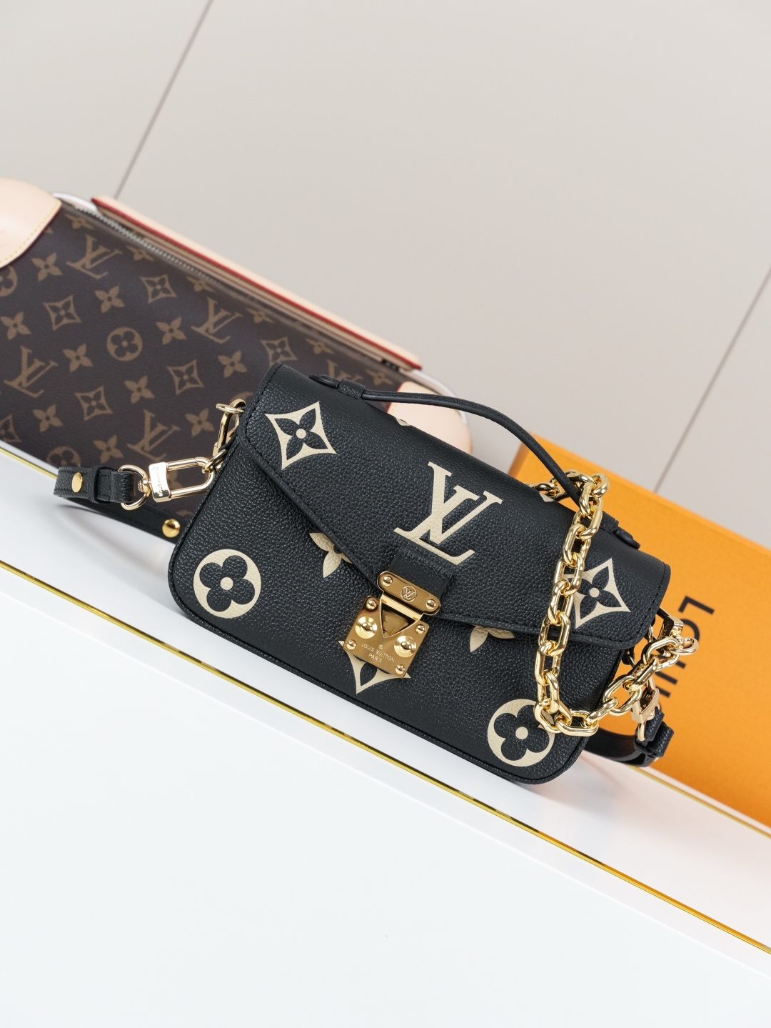 Pochette Métis East West Bag in Monogram Empreinte Leather