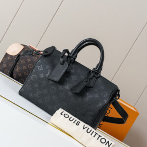 Louis Vuitton Speedy Bandoulière 30 Monogram Handbag