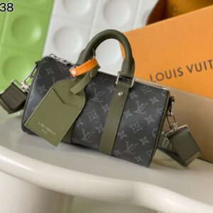 Louis Vuitton Keepall Bandouliere 25 Monogram Eclipse Handbag