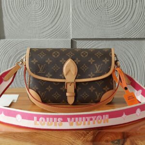 Louis Vuitton Diane Monogram Shoulder Bag M46049