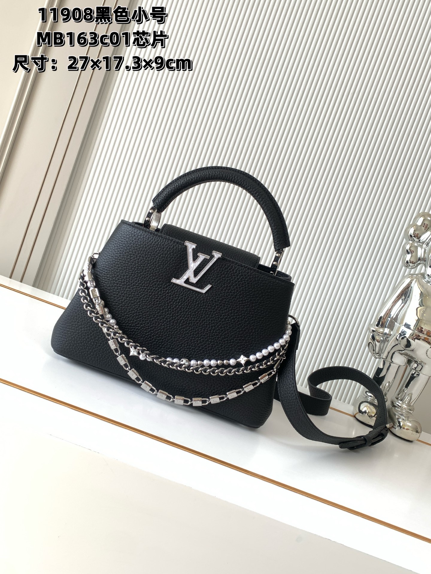 Capucines Mini Handbag