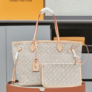 Louis Vuitton Neverfull MM Monogram Emblème Peuplier Tote Bag