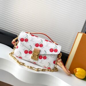 Louis Vuitton Pochette Métis East West Shoulder Bag M14231