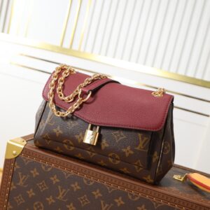 Louis Vuitton BB Handbag M26398