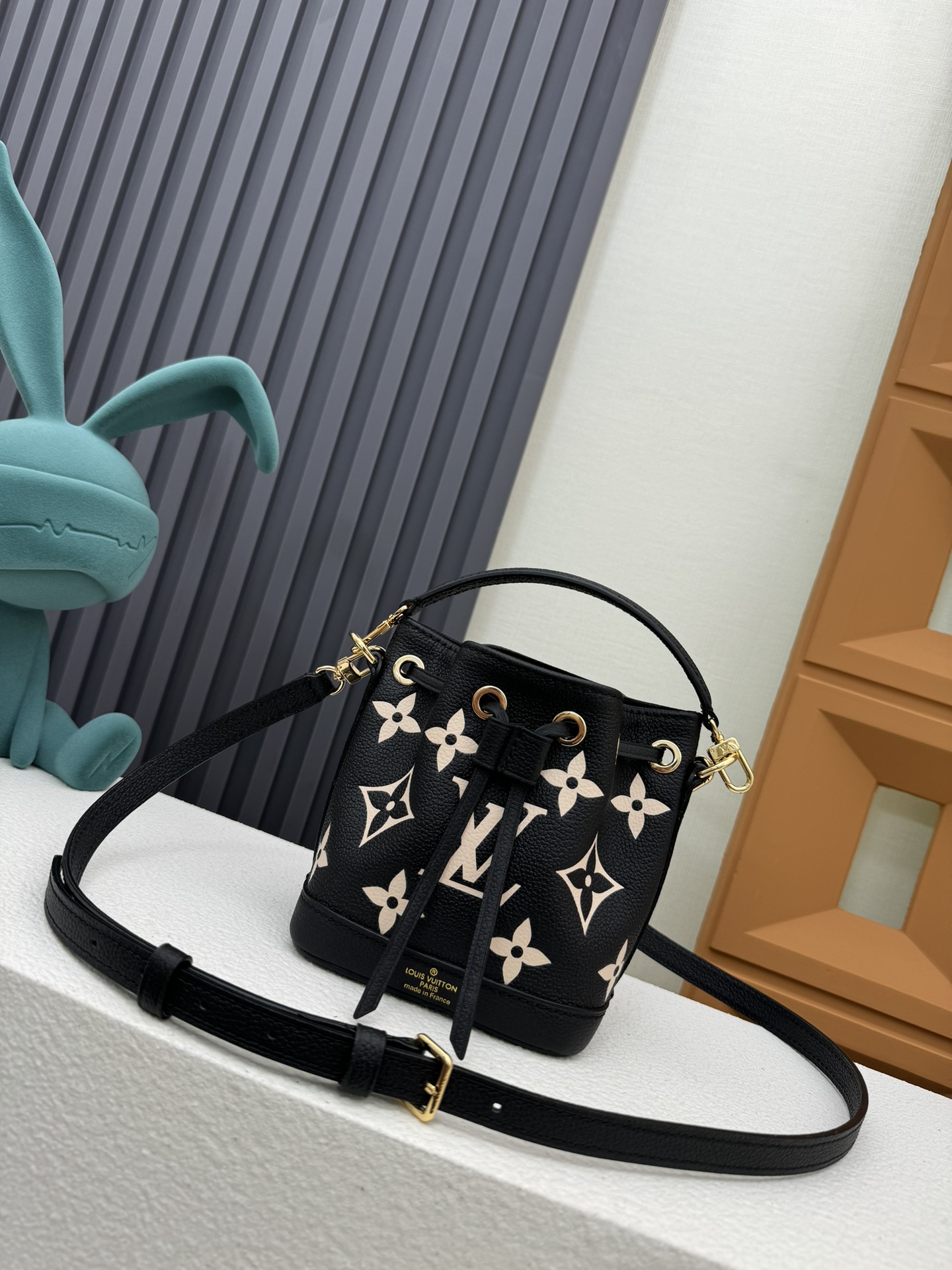 Louis Vuitton Nano Noe Bucket Bag M46291 Black Silk Print