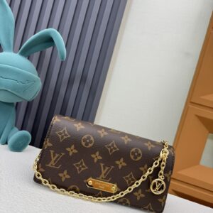 Louis Vuitton Lily Wallet on Chain in Monogram Canvas