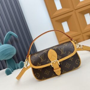 NANO DIANE Handbag M83566