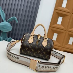 Louis Vuitton Speedy Bandoulière 20 Handbag