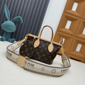 Louis Vuitton Neverfull BB Handbag M46705