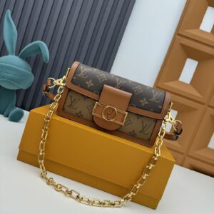 Louis Vuitton Dauphine East West Bag M46757