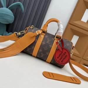 Louis Vuitton Keepall Bandouliere 25 Travel Bag in Monogram Dust Canvas